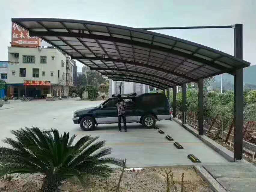 車棚正常維修才能安全使用！